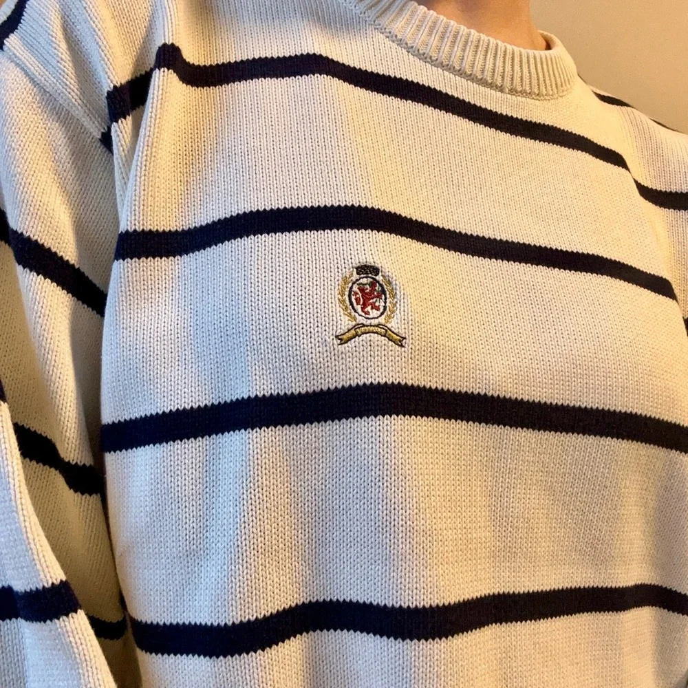 Vintage Tommy Hilfiger Crew - Picture 2 of 8